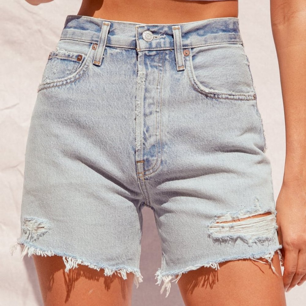 NWT AGOLDE Riley Short Groove Size 27